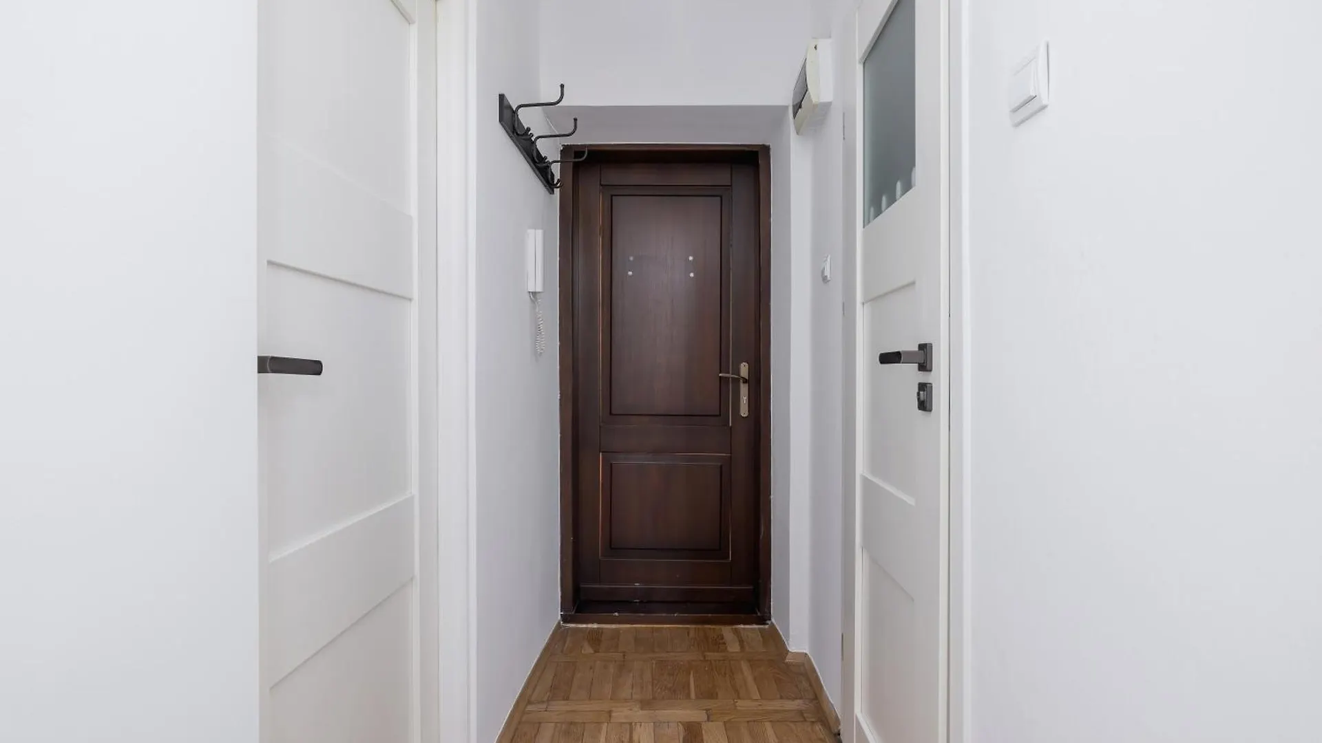 1-Bedroom Apartment - Dluga 65 Krakow Poland